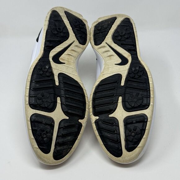 Athletic_Shoes